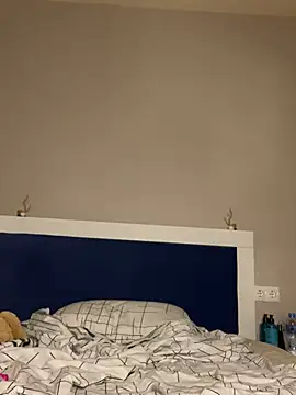 viviandaimond1 online show from 12.17.24