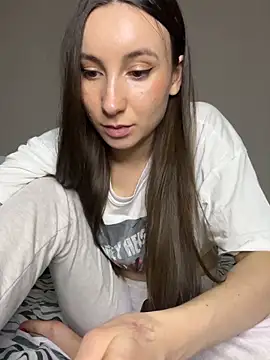 viviandaimond1 online show from 12.21.24