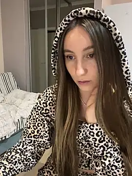 viviandaimond1 online show from 02.15.25