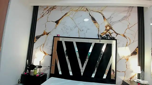 KarinaSimonz online show from 09.11.25