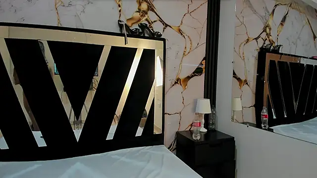 KarinaSimonz online show from 09.13.25