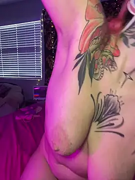 GoldieBakeman online show from 02.14.25