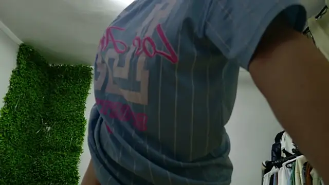 Snapshot of Lorennameliyy chatting on 03.18.25 Lorennameliyy online show from 03.18.25