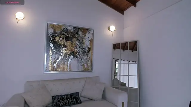 KatieNolan 1 online show from 12.30.24