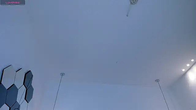 KatieNolan 1 online show from 02.15.25