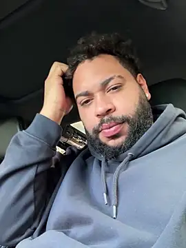 Snapshot of B_and_K chatting on 12.27.24 B and K online show from 12.27.24