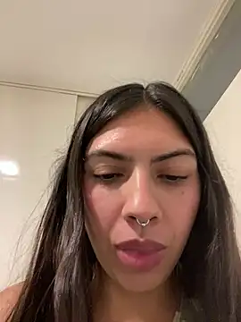 Argentiiniita online show from 01.04.25