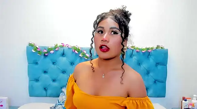 Sophie Smith69 online show from 01.22.25