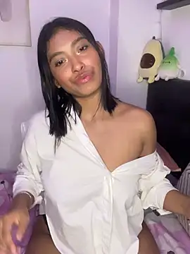 Isabella fasilier online show from 02.07.25