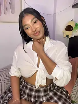 Isabella fasilier online show from 02.24.25