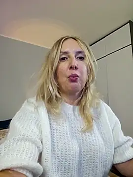 Snapshot of MariaRichi_ chatting on 01.17.26 MariaRichi online show from 01.17.26