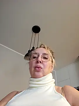 Snapshot of MariaRichi_ chatting on 02.03.26 MariaRichi online show from 02.03.26