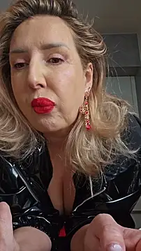 Snapshot of MariaRichi_ chatting on 02.16.26 MariaRichi online show from 02.16.26