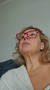 Snapshot of MariaRichi_ chatting on 02.18.26 MariaRichi online show from 02.18.26