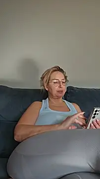 Snapshot of MariaRichi_ chatting on 03.05.26 MariaRichi online show from 03.05.26