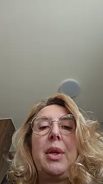 Snapshot of MariaRichi_ chatting on 03.13.26 MariaRichi online show from 03.13.26