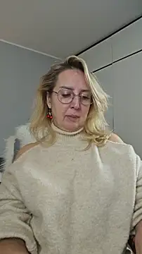 Snapshot of MariaRichi_ chatting on 03.23.26 MariaRichi online show from 03.23.26