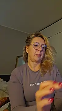 Snapshot of MariaRichi_ chatting on 03.26.26 MariaRichi online show from 03.26.26