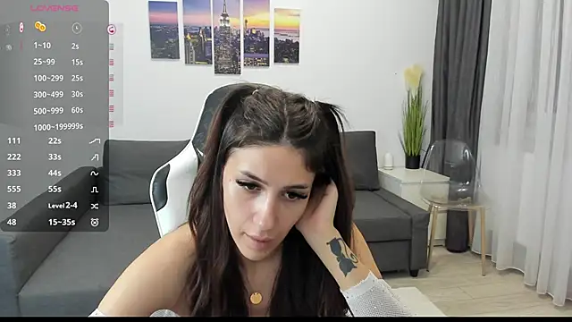 Kimi Ivy online show from 10.09.25