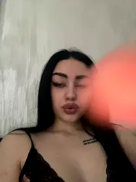 Gya Rue online show from 12.05.25