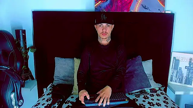 HannibalLester online show from 11.26.25