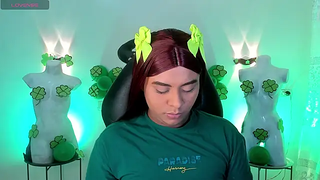 Emili Roux online show from 03.17.26