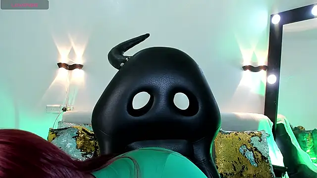 Emili Roux online show from 04.04.26