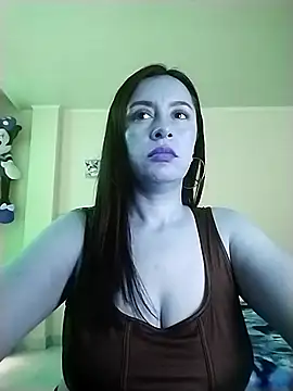 hailey85 online show from 10.15.25