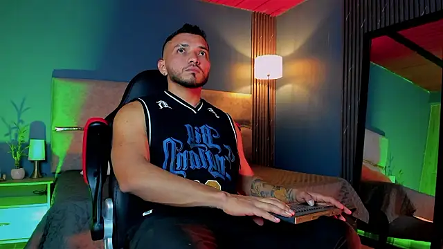 maximusclark1 online show from 02.04.26