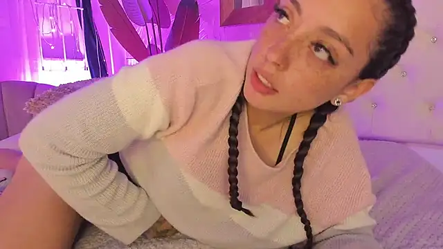 Snapshot of sadashi_moon_ chatting on 02.06.25 sadashi moon online show from 02.06.25