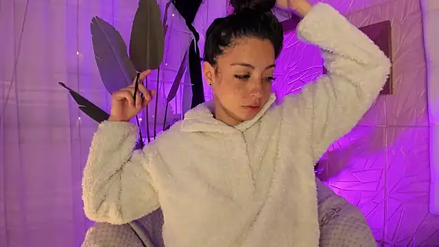 Snapshot of sadashi_moon_ chatting on 02.16.25 sadashi moon online show from 02.16.25