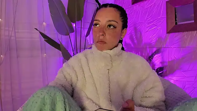 Snapshot of sadashi_moon_ chatting on 02.16.25 sadashi moon online show from 02.16.25