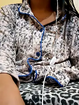 Snapshot of yasima-39 chatting on 12.16.24 yasima-39 online show from 12.16.24