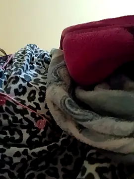 Snapshot of yasima-39 chatting on 12.16.24 yasima-39 online show from 12.16.24