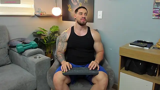 Giorgio-Leone online show from 04.12.26