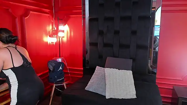 nathalie rossel online show from 02.22.25