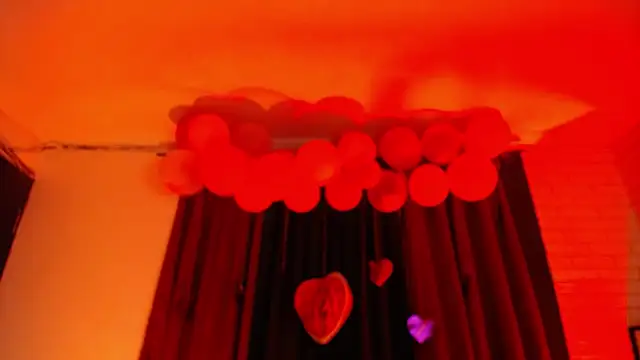 Snapshot of NYX1126 chatting on 02.12.26 NYX1126 online show from 02.12.26