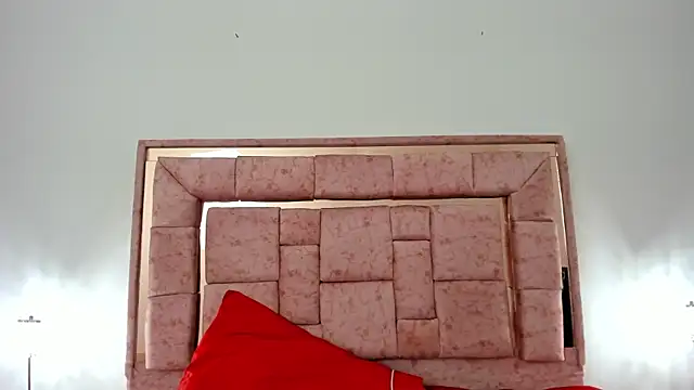 zoee lovv online show from 12.14.24