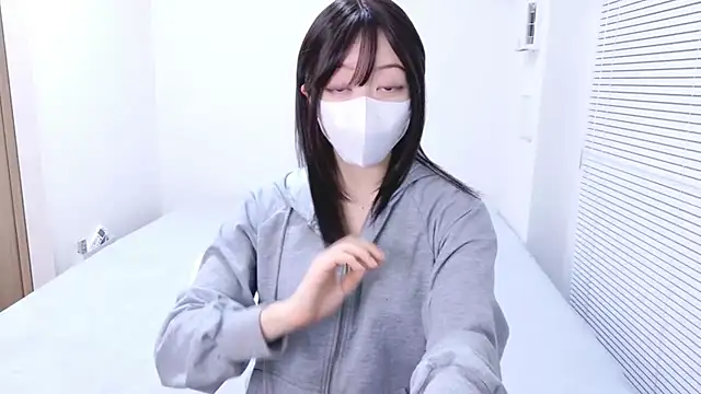 Yurie  online show from 01.17.26