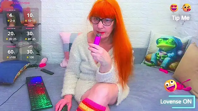 RedHousewife online show from 01.07.26