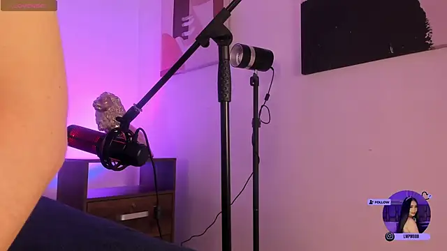 Katte Hood11 online show from 03.15.25