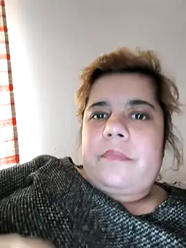 AnnyLwe online show from 12.02.25