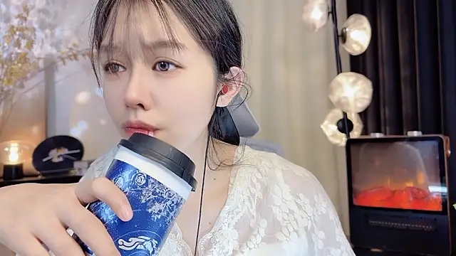 xiaodaibabyy online show from 01.12.25