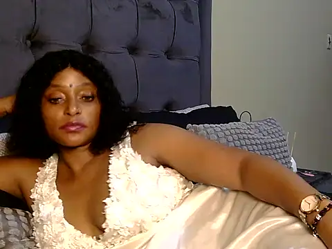 Snapshot of 922Ocean chatting on 03.18.25 922Ocean online show from 03.18.25