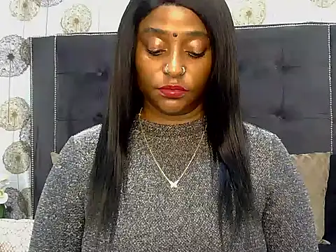 Snapshot of 922Ocean chatting on 10.12.25 922Ocean online show from 10.12.25