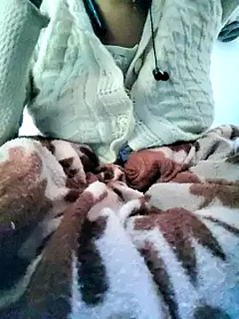 Snapshot of lovelyruhi chatting on 12.12.24 lovelyruhi online show from 12.12.24