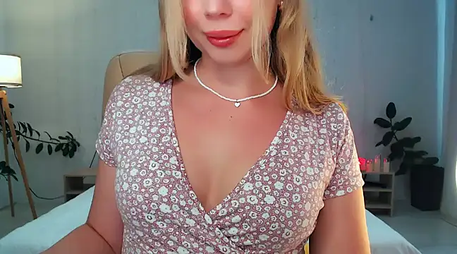 NaughtyNylonFeet online show from 12.27.24