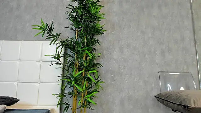 KatelynSparks online show from 03.17.25