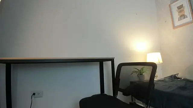 Snapshot of Caroline_dh chatting on 02.13.26 Caroline dh online show from 02.13.26