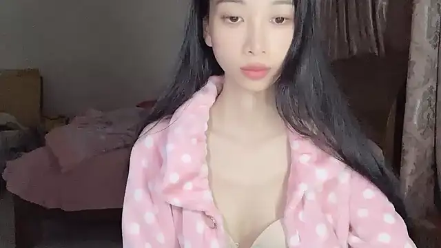 Lili-2 online show from 02.16.25